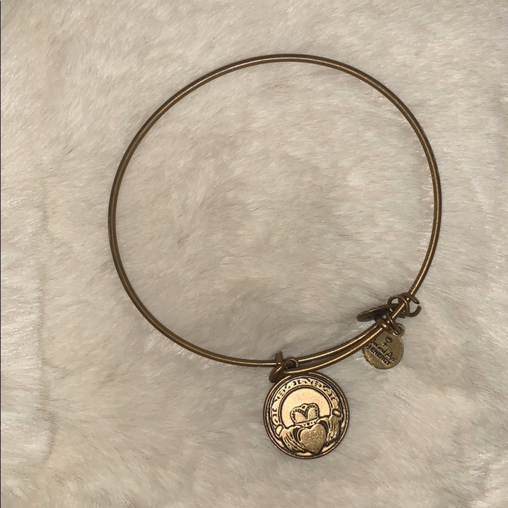 Claddagh Alex and Ani